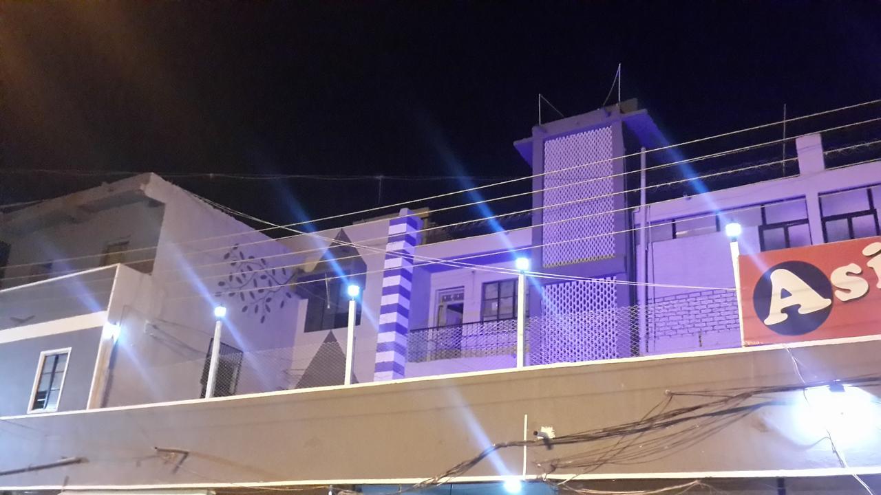 Asia Lodge Near Railway Station Evrengabad Dış mekan fotoğraf