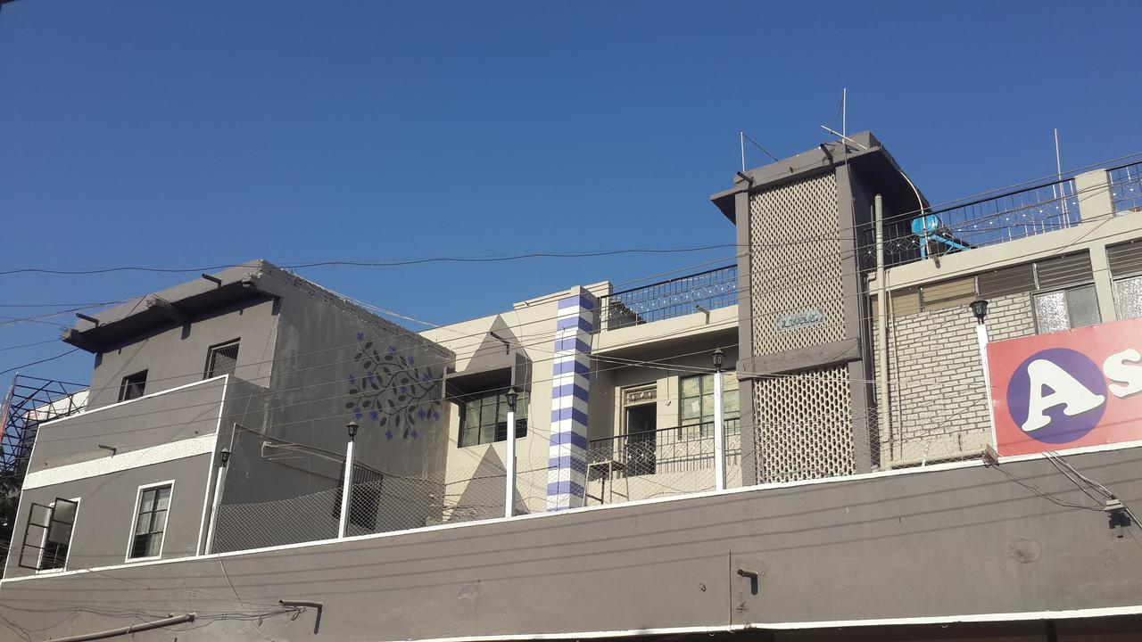 Asia Lodge Near Railway Station Evrengabad Dış mekan fotoğraf